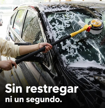 Cepillo giratorio LavaPro Shine lavando parabrisas de auto negro con espuma abundante — lavar auto sin restregar Chile